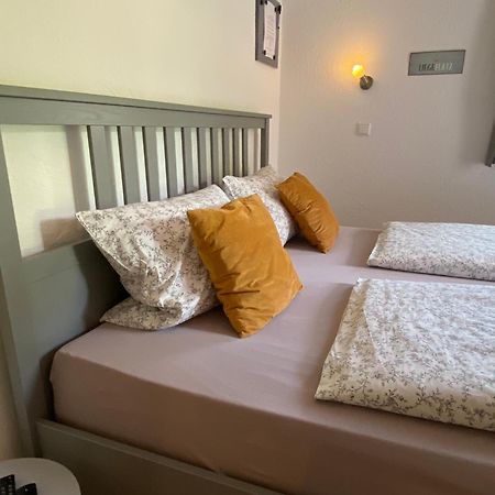 Kleines Doppelzimmer Mit Eigenem Bad Und Kuehlschrank, Frisch Saniert Friedrichskoog Εξωτερικό φωτογραφία